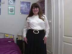 Babes - Give Me More, với sự tham gia của phim xxx sinh vien vn Mia Malkova và Richie Black